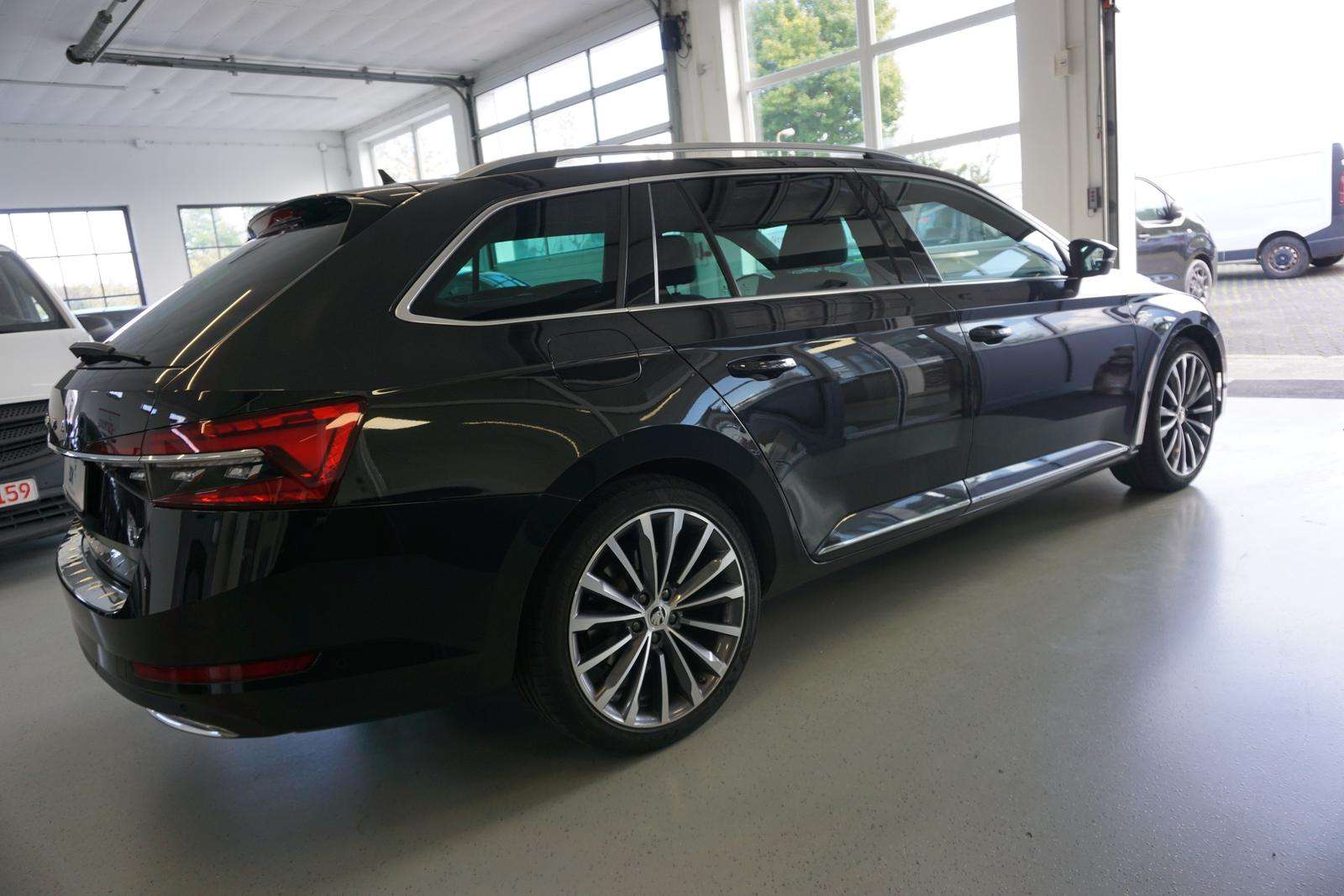 Fahrzeugbild eines Skoda Superb