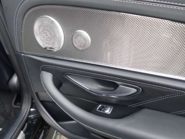 Fahrzeugbild eines Mercedes-Benz E-Klasse