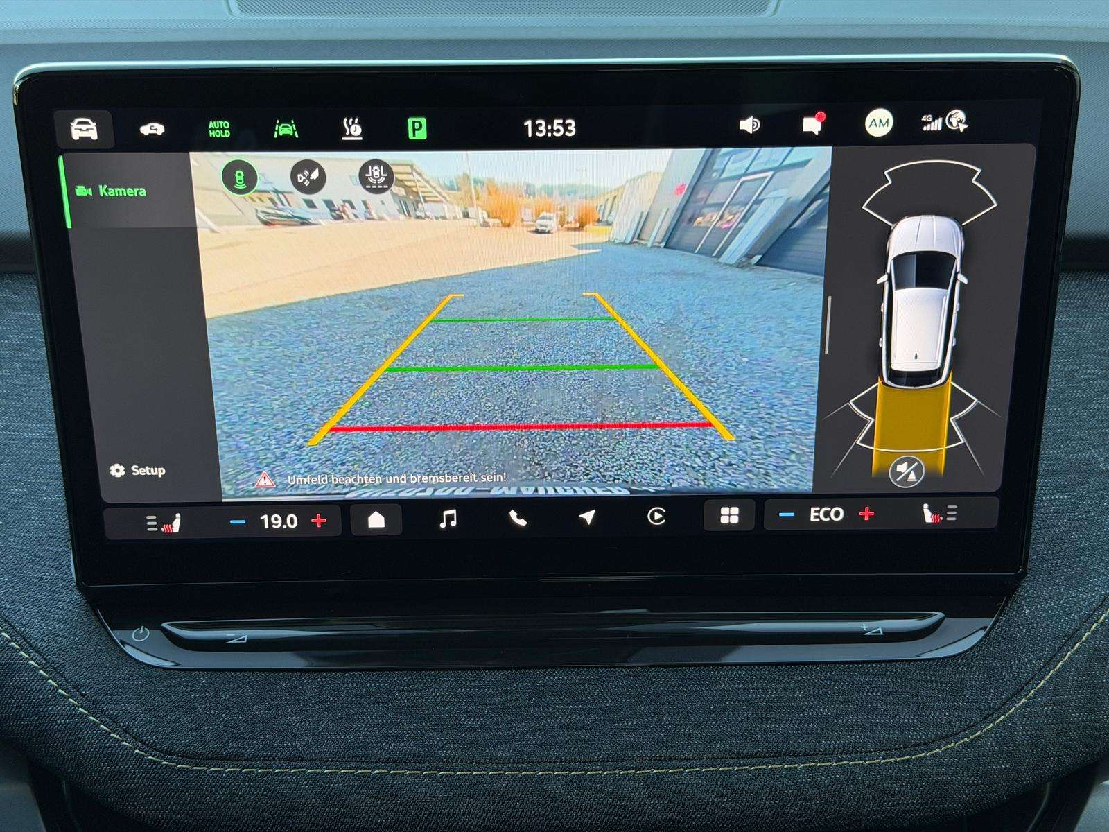 Fahrzeugbild eines Skoda ELROQ