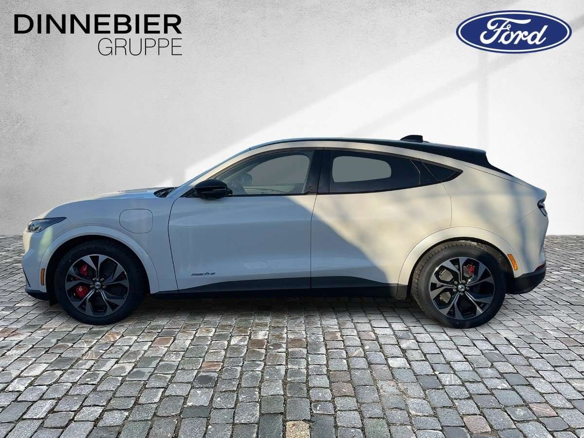 Fahrzeugbild eines Ford Mustang Mach-E