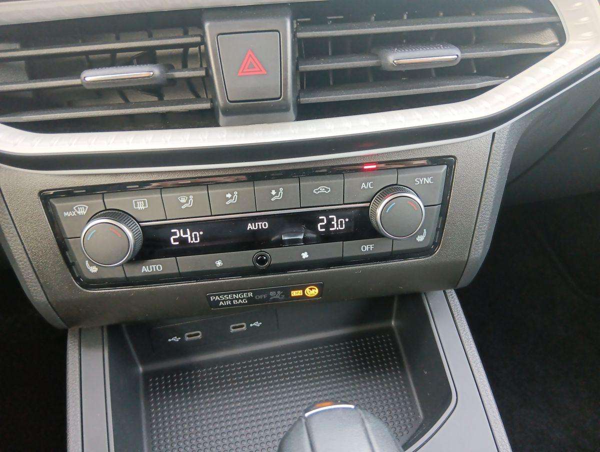 Fahrzeugbild eines SEAT Ibiza