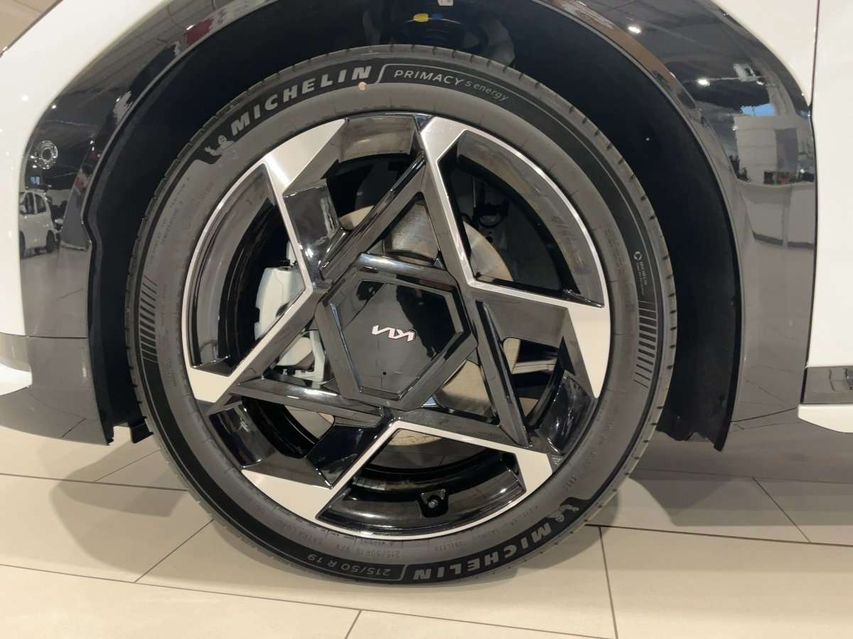 Fahrzeugbild eines Kia EV4