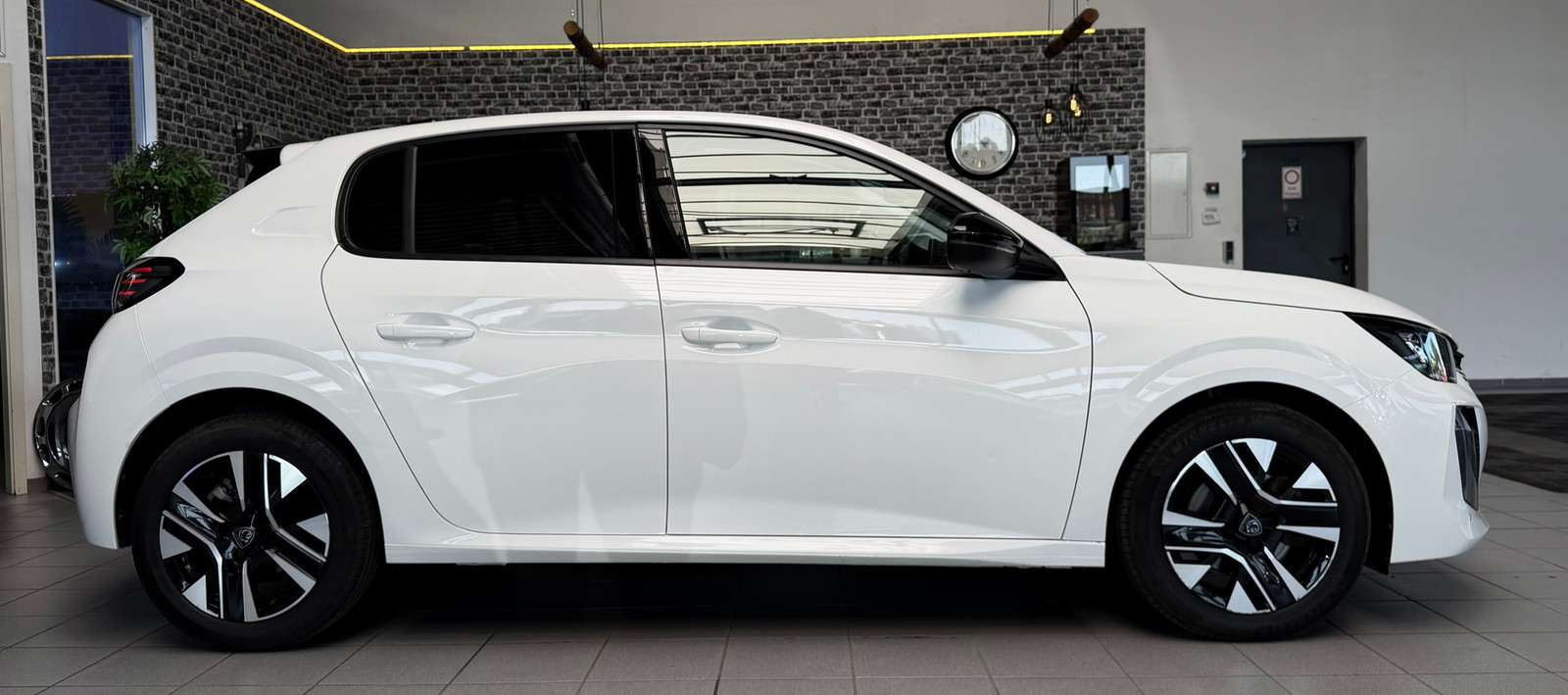 Fahrzeugbild eines Peugeot 208