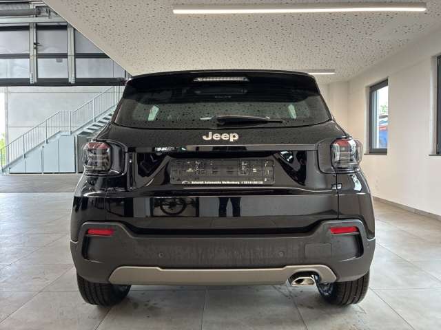 Fahrzeugbild eines Jeep Avenger