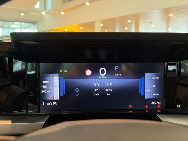 Fahrzeugbild eines Opel Frontera