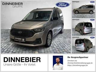 Schräge Frontansicht auf einen Ford Tourneo Connect , freigestellt