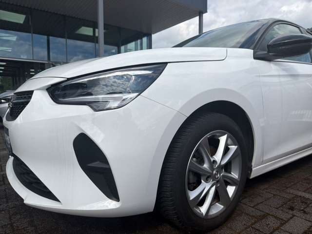 Fahrzeugbild eines Opel Corsa