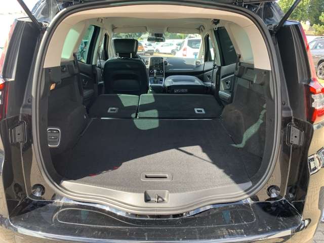 Fahrzeugbild eines Renault Grand Scénic