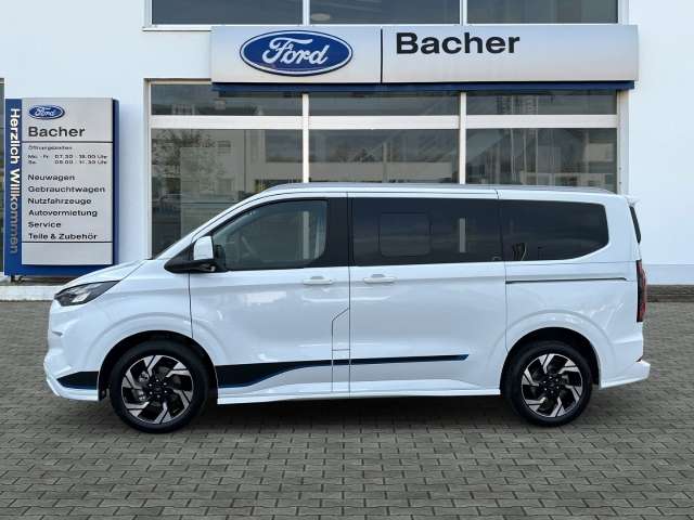 Fahrzeugbild eines Ford Tourneo Custom