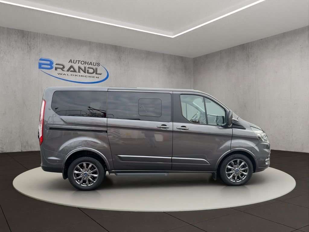 Fahrzeugbild eines Ford Tourneo Custom