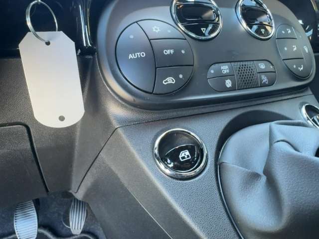 Fahrzeugbild eines Fiat 500