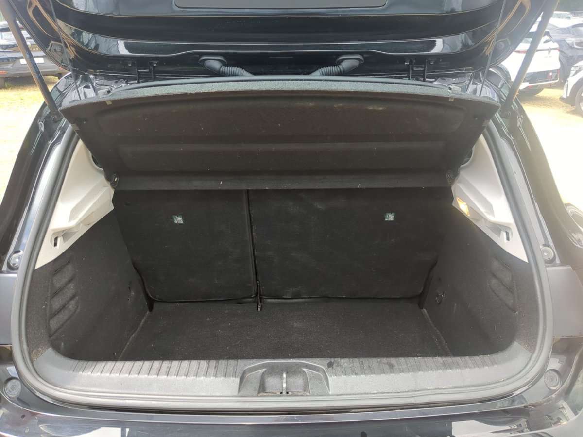 Fahrzeugbild eines Renault Clio