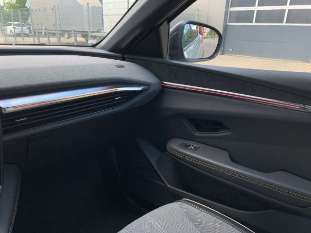 Fahrzeugbild eines Renault Megane E-TECH