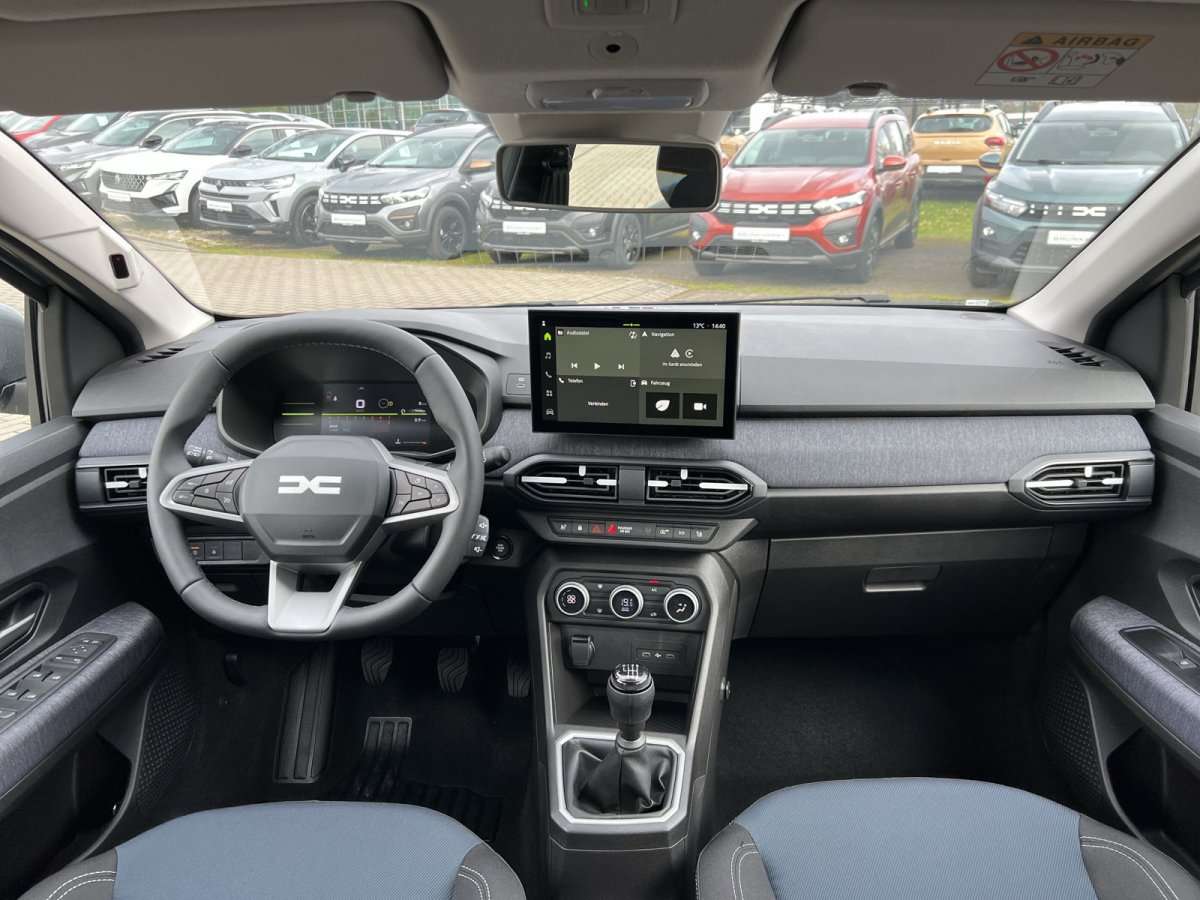 Fahrzeugbild eines Dacia Sandero