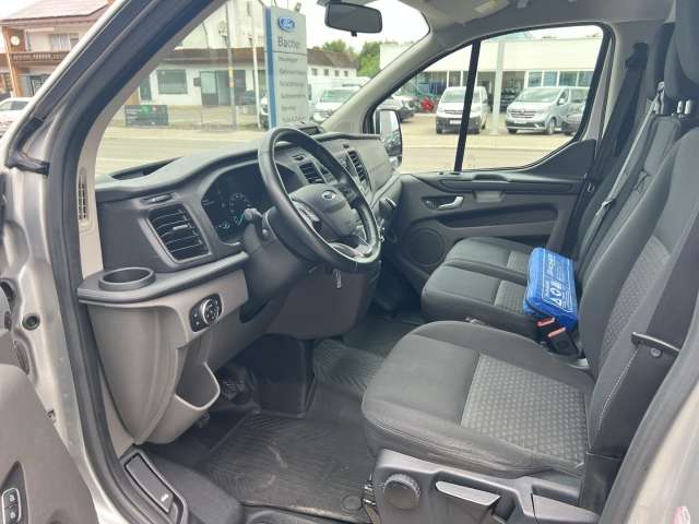 Fahrzeugbild eines Ford Transit Custom