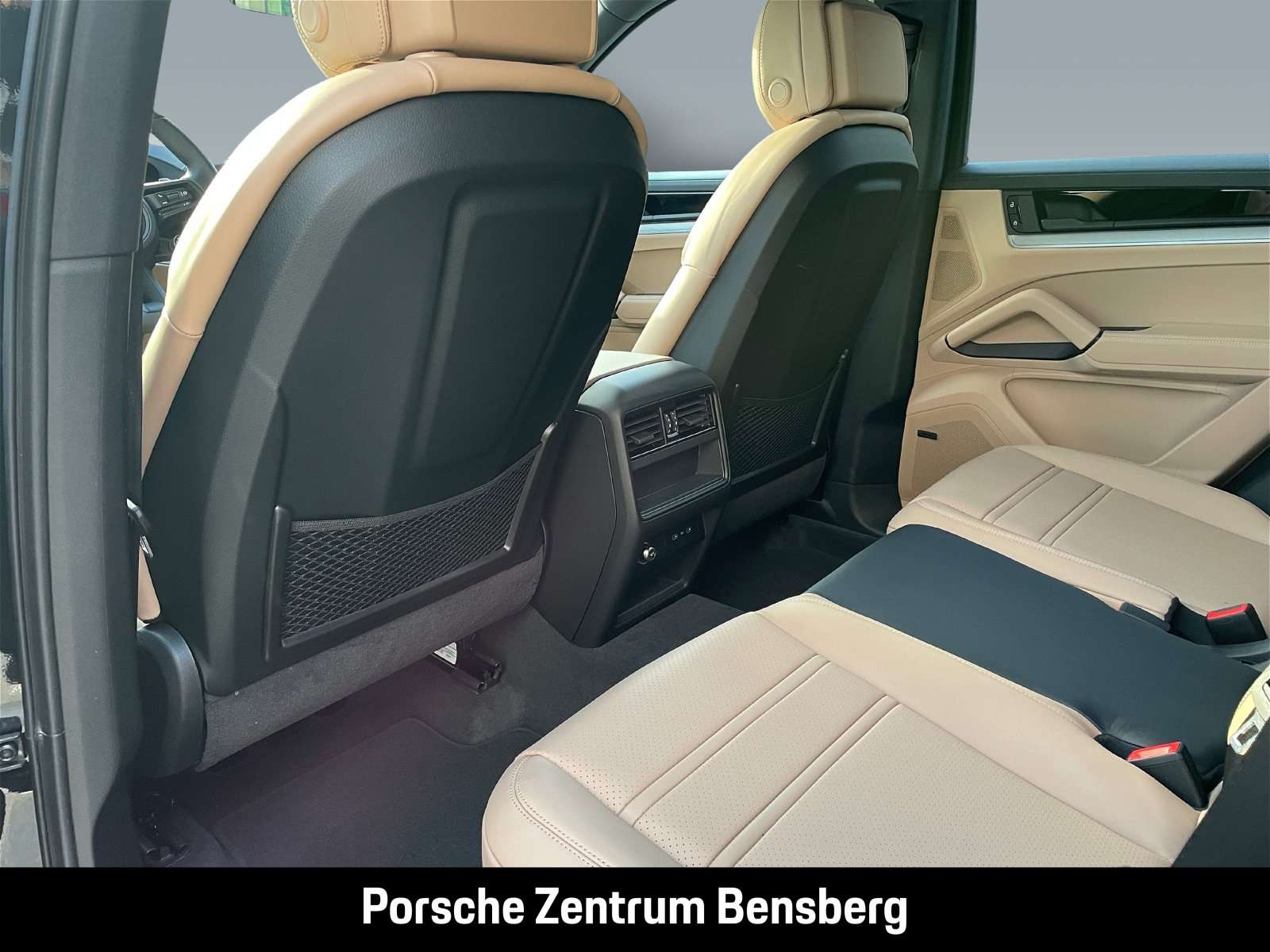 Fahrzeugbild eines Porsche Cayenne