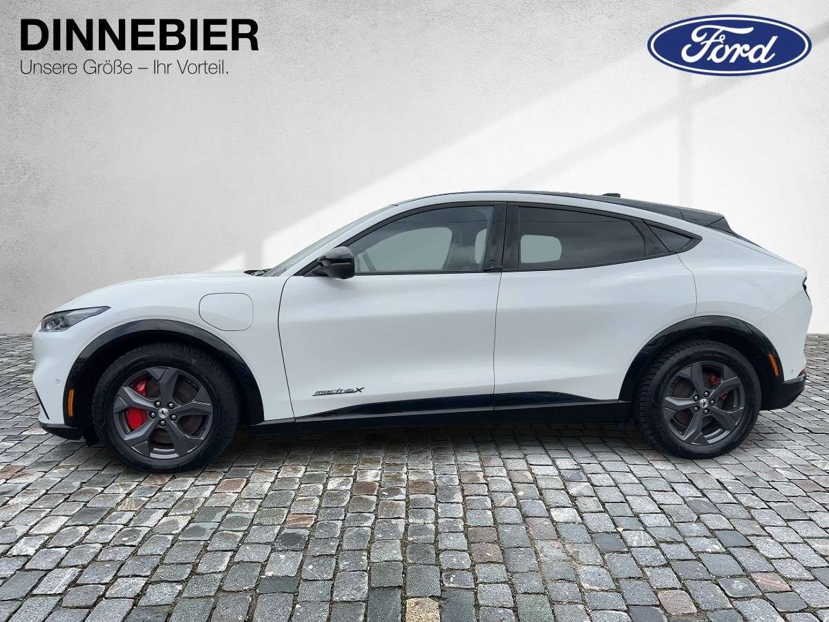 Fahrzeugbild eines Ford Mustang Mach-E