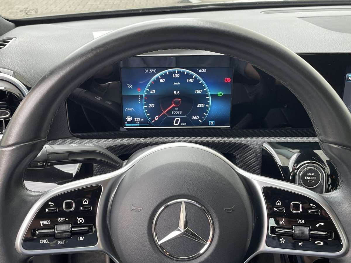 Fahrzeugbild eines Mercedes-Benz CLA