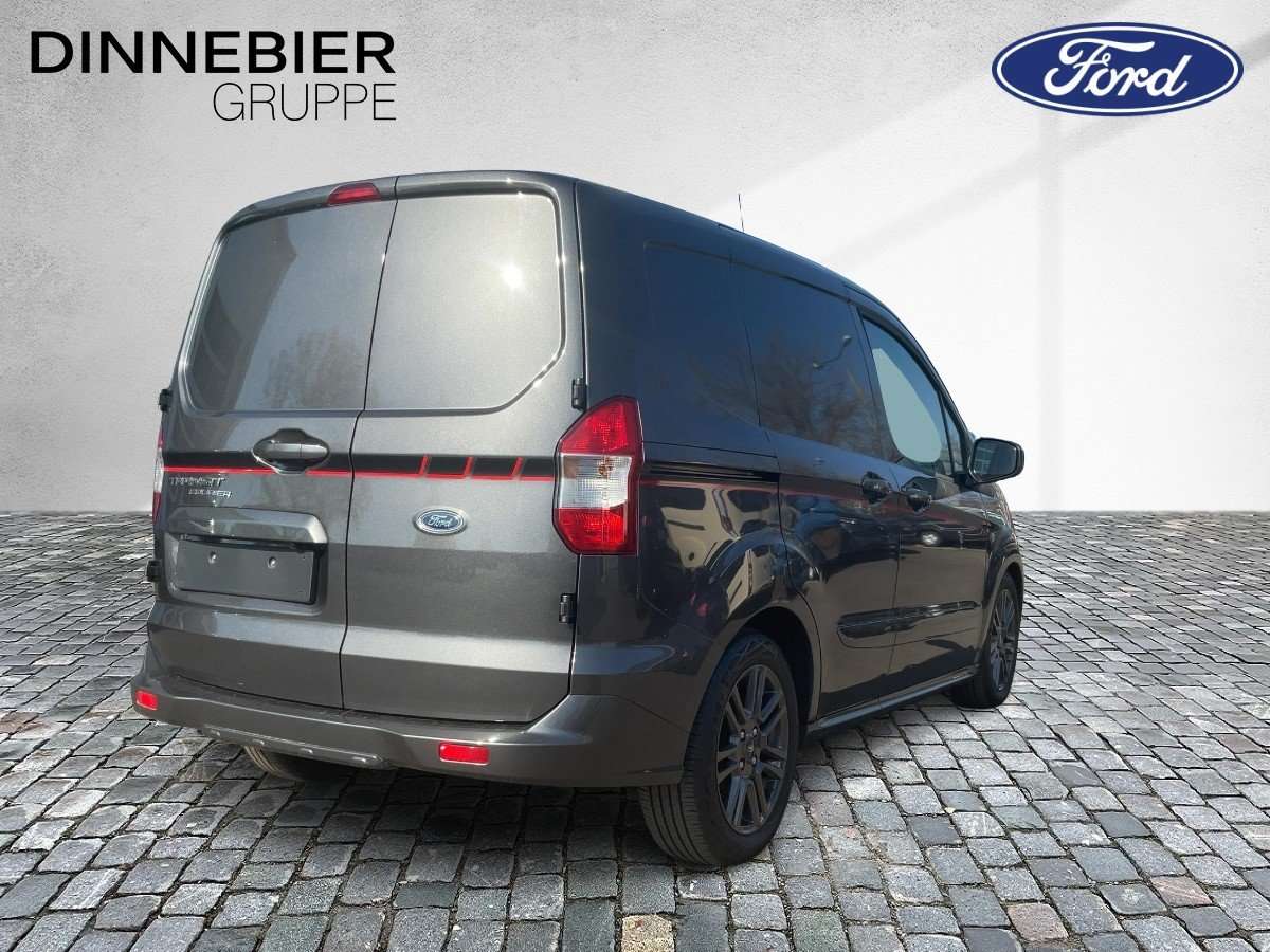 Fahrzeugbild eines Ford Transit Courier