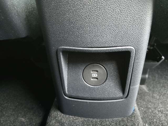 Fahrzeugbild eines Ford Tourneo Courier
