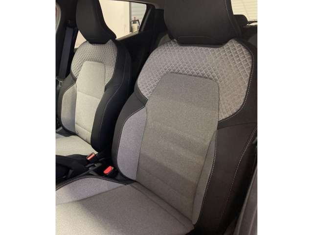 Fahrzeugbild eines Mitsubishi Colt