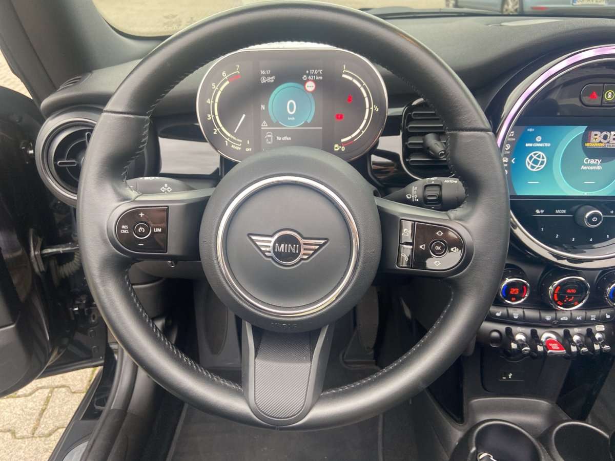 Fahrzeugbild eines MINI COOPER