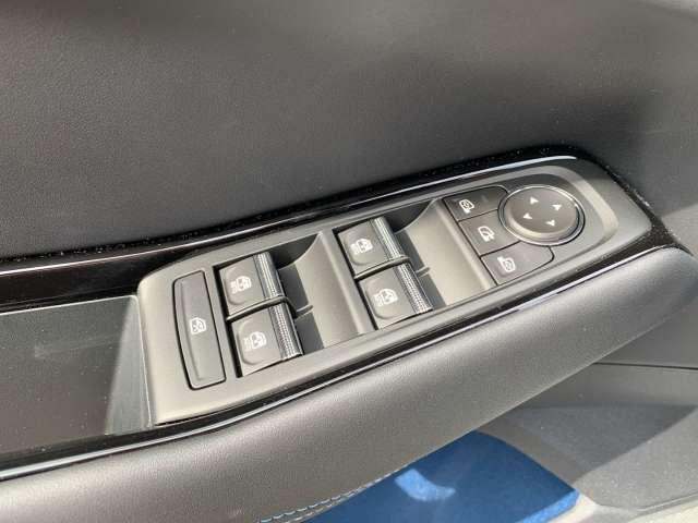 Fahrzeugbild eines Renault Rafale