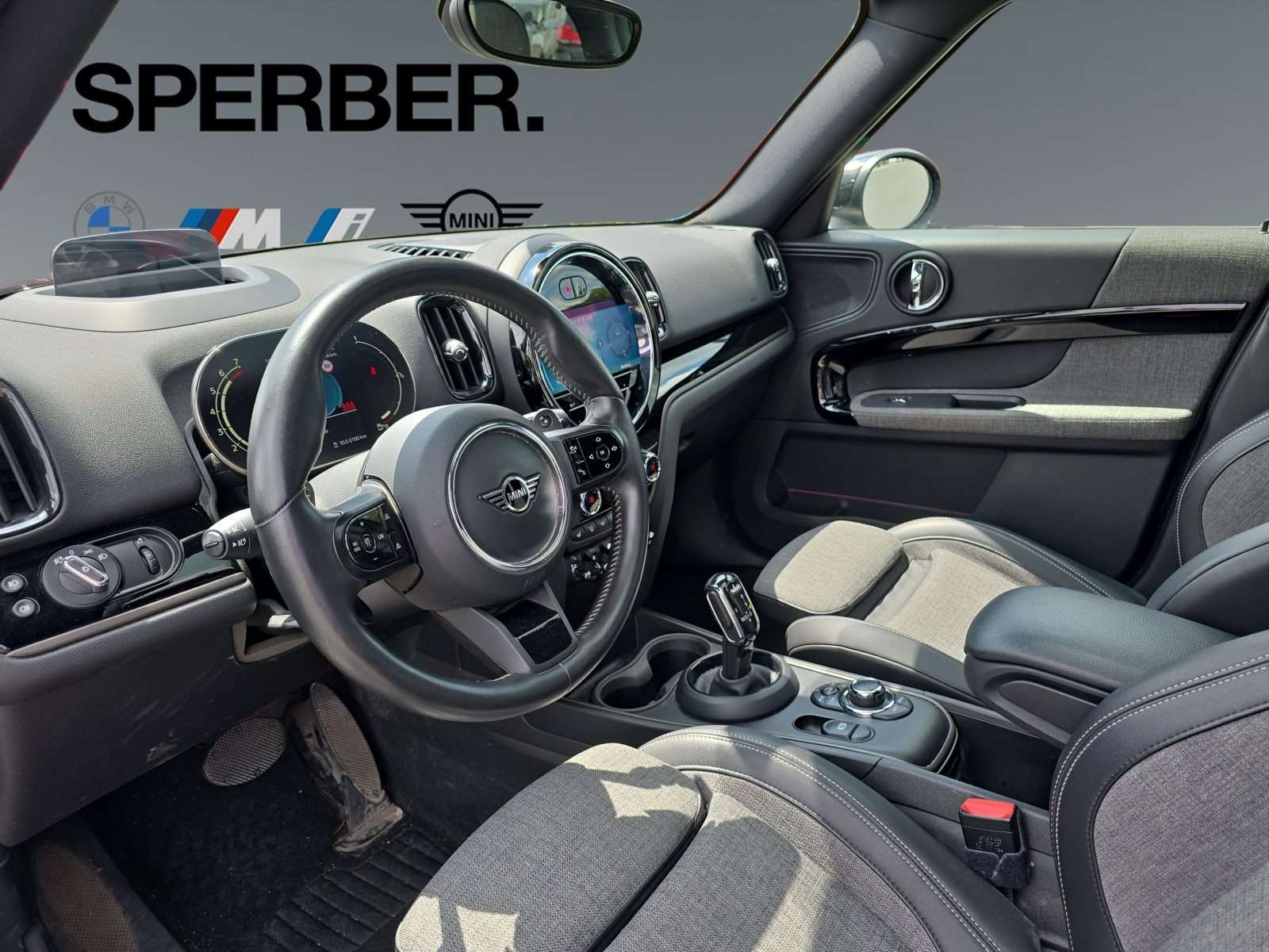 Fahrzeugbild eines MINI COOPER
