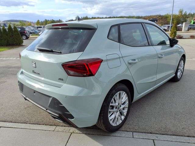 Fahrzeugbild eines SEAT Ibiza