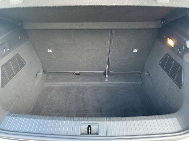 Fahrzeugbild eines Renault Megane E-TECH