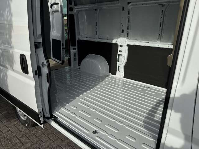 Fahrzeugbild eines Opel Movano