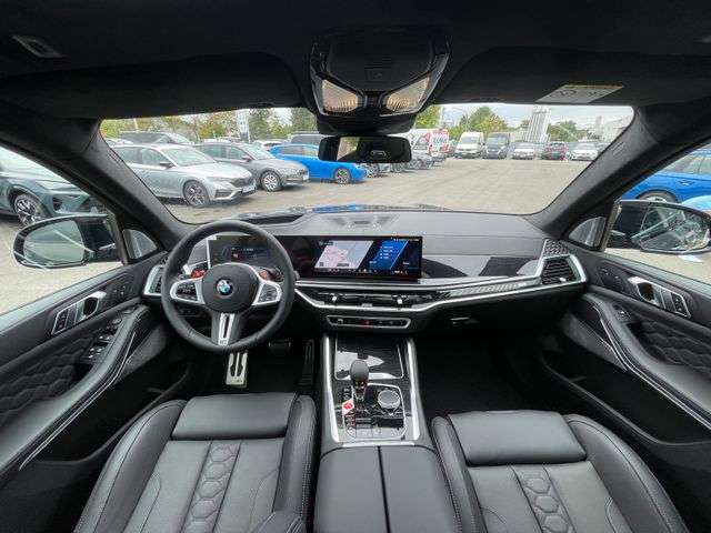 Fahrzeugbild eines BMW X5