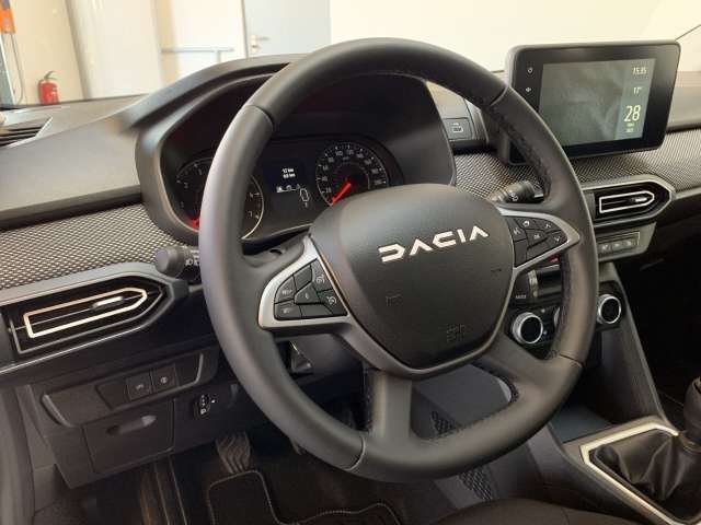 Fahrzeugbild eines Dacia Sandero