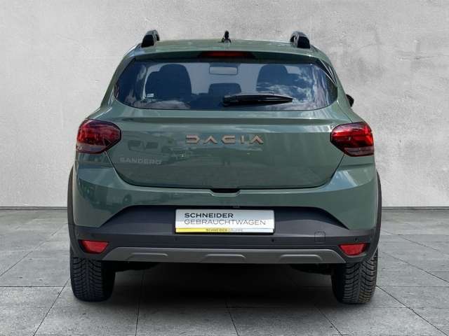 Fahrzeugbild eines Dacia Sandero