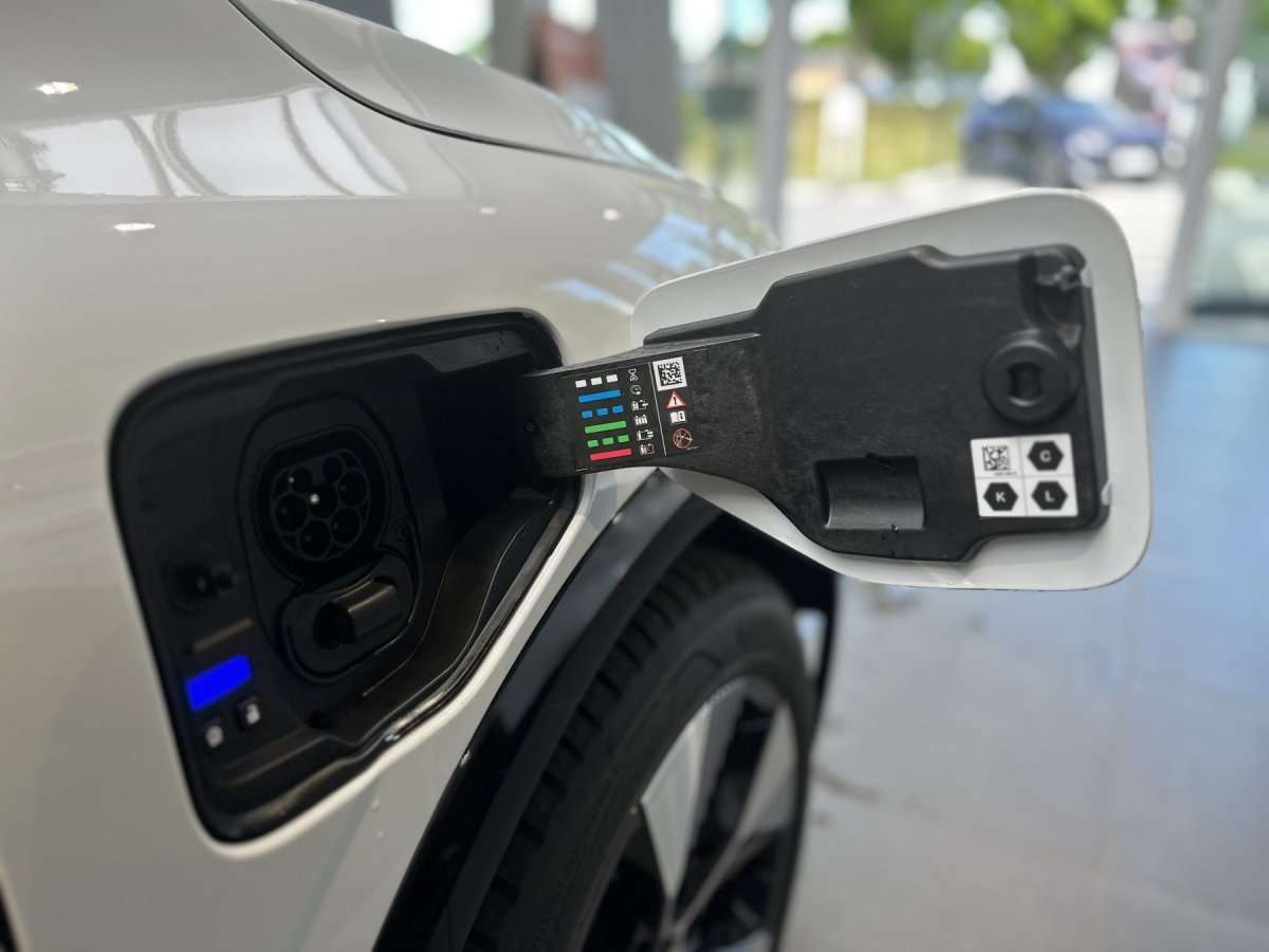 Fahrzeugbild eines Renault Megane E-TECH