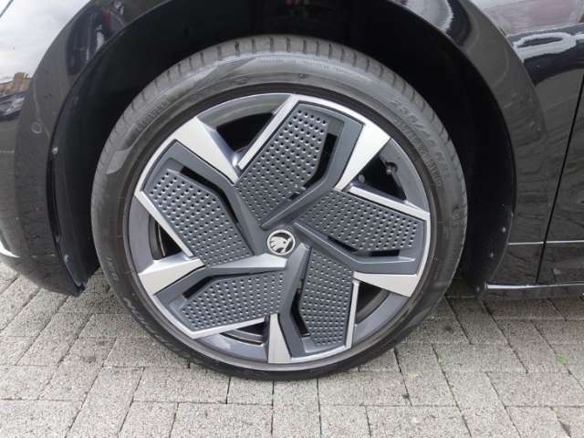 Fahrzeugbild eines Skoda ENYAQ