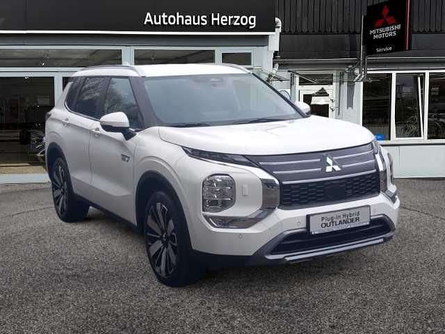 Fahrzeugbild eines Mitsubishi Outlander