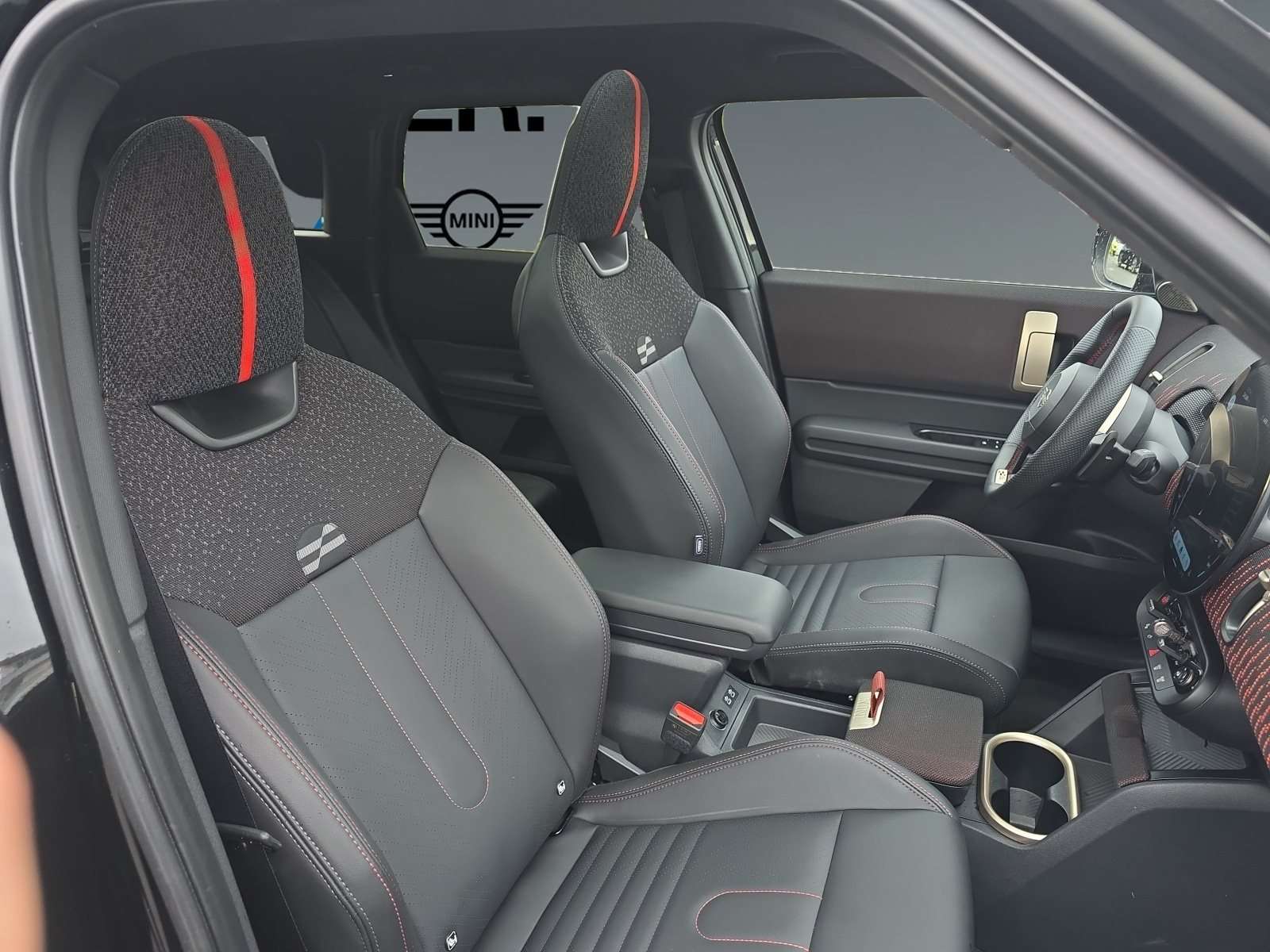 Fahrzeugbild eines MINI MINI