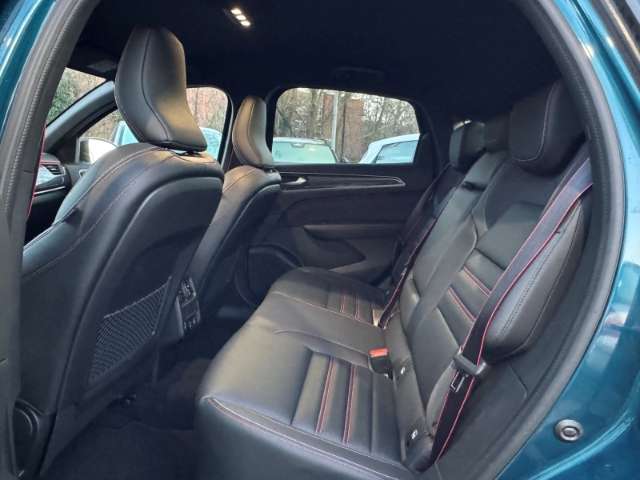 Fahrzeugbild eines Renault Arkana