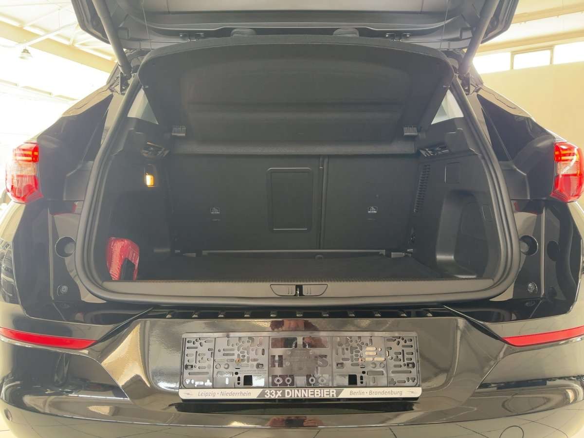 Fahrzeugbild eines Opel Grandland X