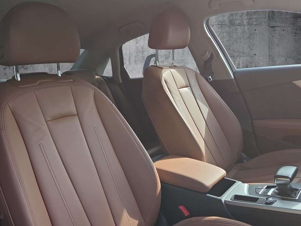 Fahrzeugbild eines Audi A4