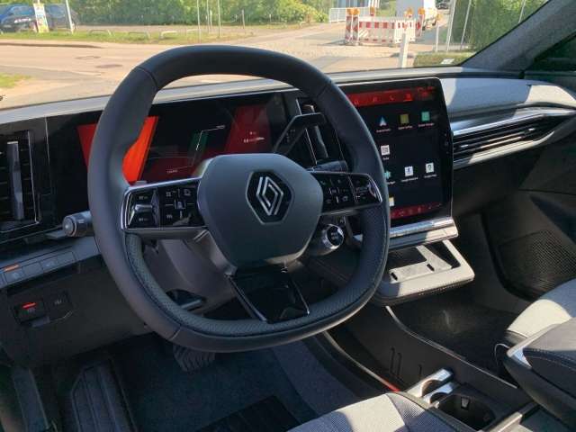 Fahrzeugbild eines Renault Scenic E-TECH