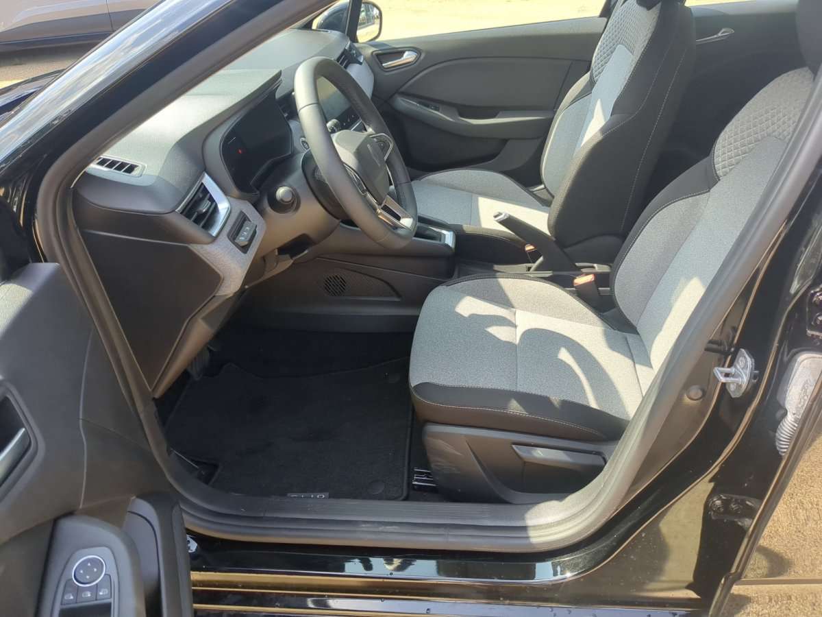 Fahrzeugbild eines Renault Clio