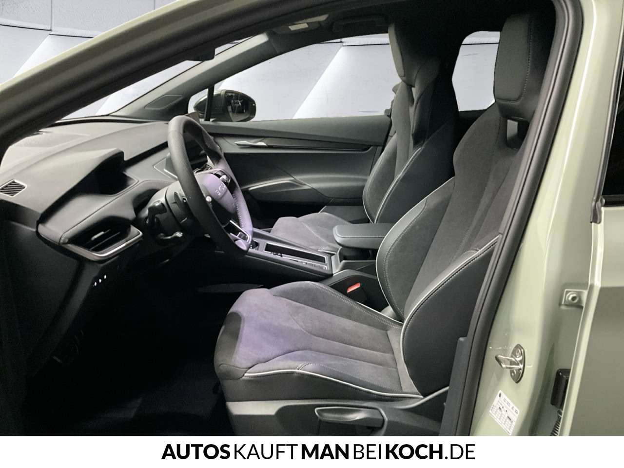 Fahrzeugbild eines Skoda ELROQ