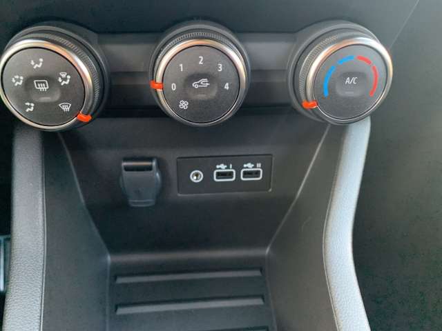 Fahrzeugbild eines Renault Clio