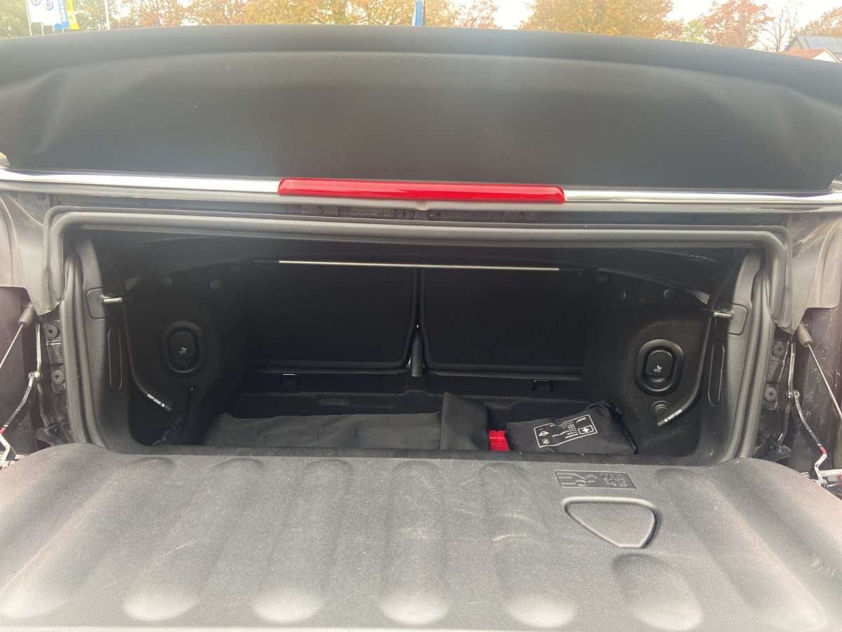 Fahrzeugbild eines MINI COOPER