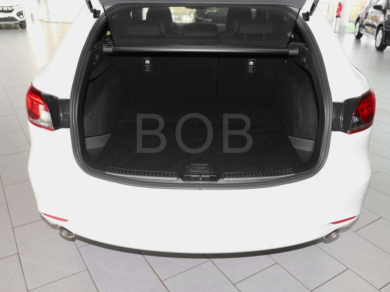 Fahrzeugbild eines Mazda Mazda6