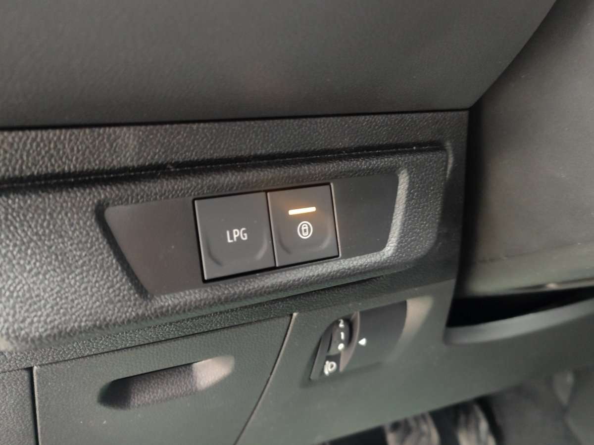 Fahrzeugbild eines Dacia Jogger