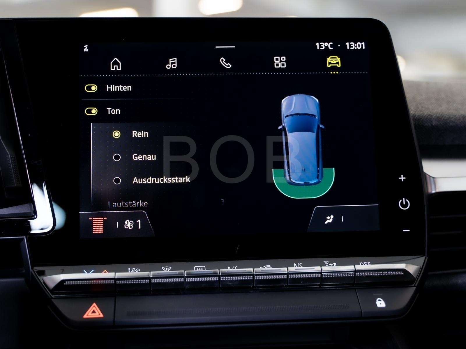 Fahrzeugbild eines Renault Megane E-TECH