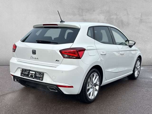Fahrzeugbild eines SEAT Ibiza